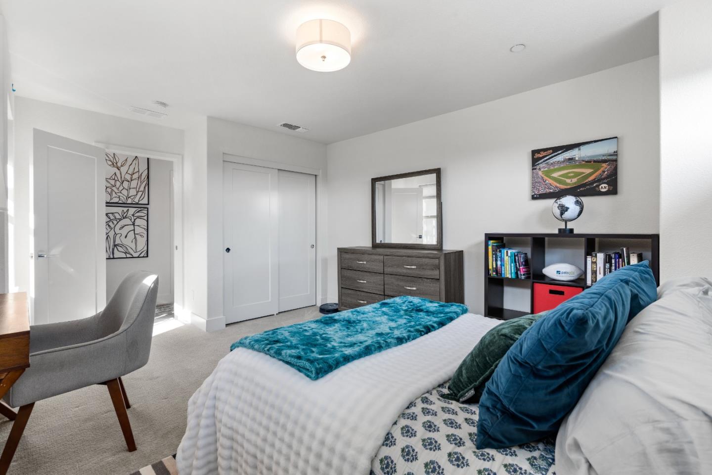 Detail Gallery Image 34 of 50 For 5828 Iron Horse Pkwy, Dublin,  CA 94568 - 5 Beds | 4 Baths