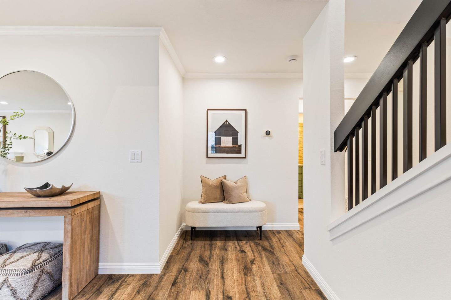 Detail Gallery Image 4 of 56 For 11 Lilly Ln, San Carlos,  CA 94070 - 3 Beds | 2/1 Baths