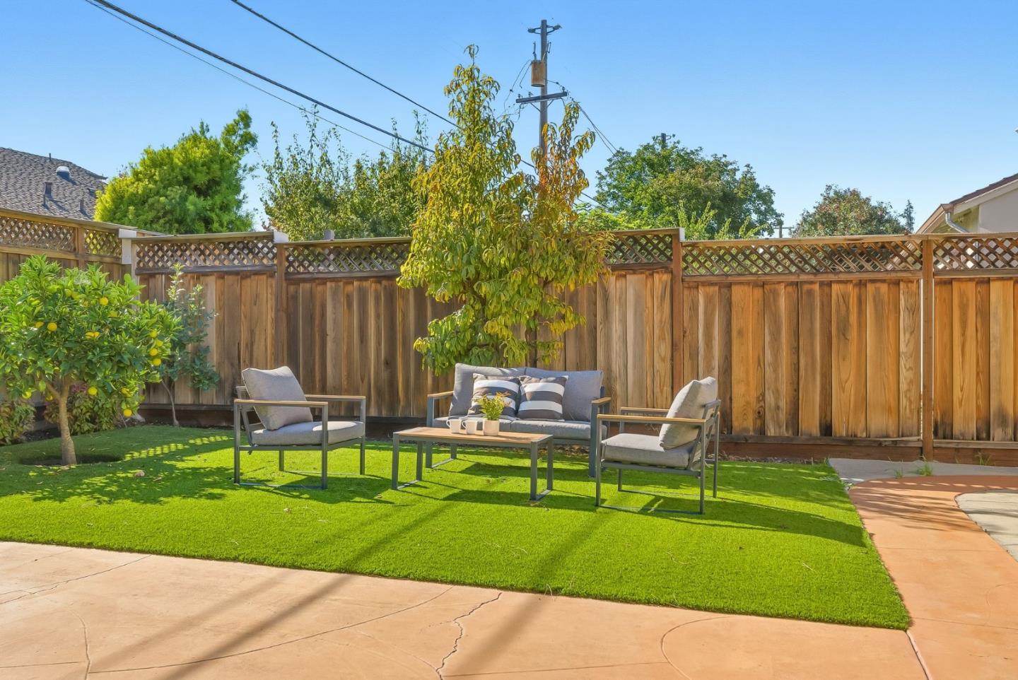 Detail Gallery Image 21 of 34 For 2214 Peachtree Ln, San Jose,  CA 95128 - 2 Beds | 1 Baths