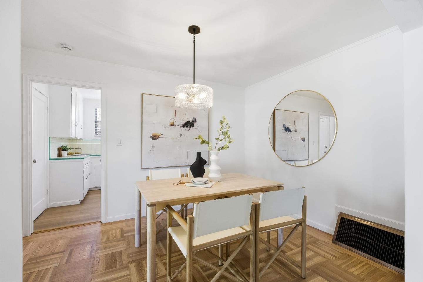 Detail Gallery Image 5 of 34 For 2214 Peachtree Ln, San Jose,  CA 95128 - 2 Beds | 1 Baths