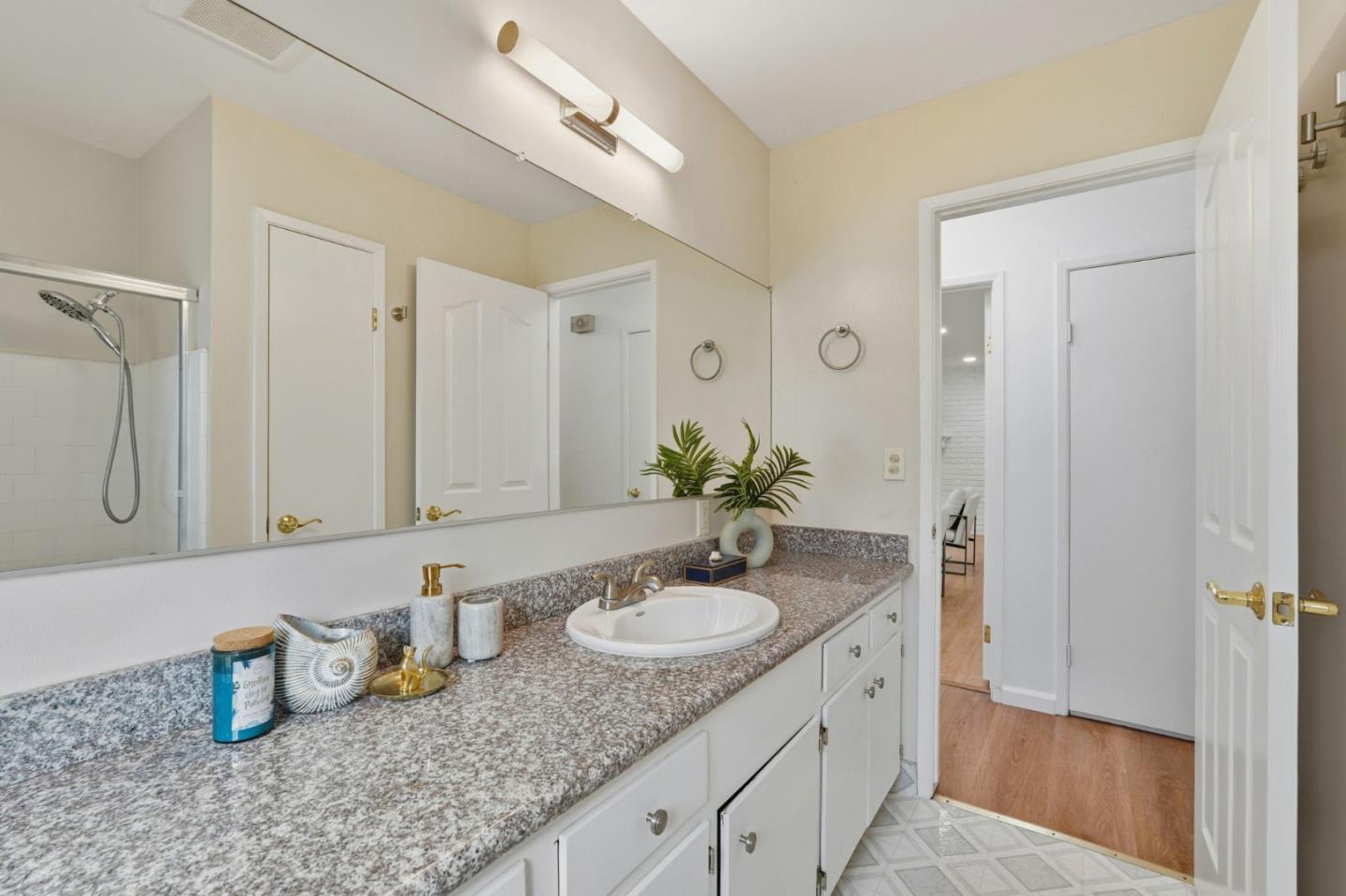Detail Gallery Image 31 of 39 For 1021-1023 Golf Ct, Mountain View,  CA 94040 - – Beds | – Baths