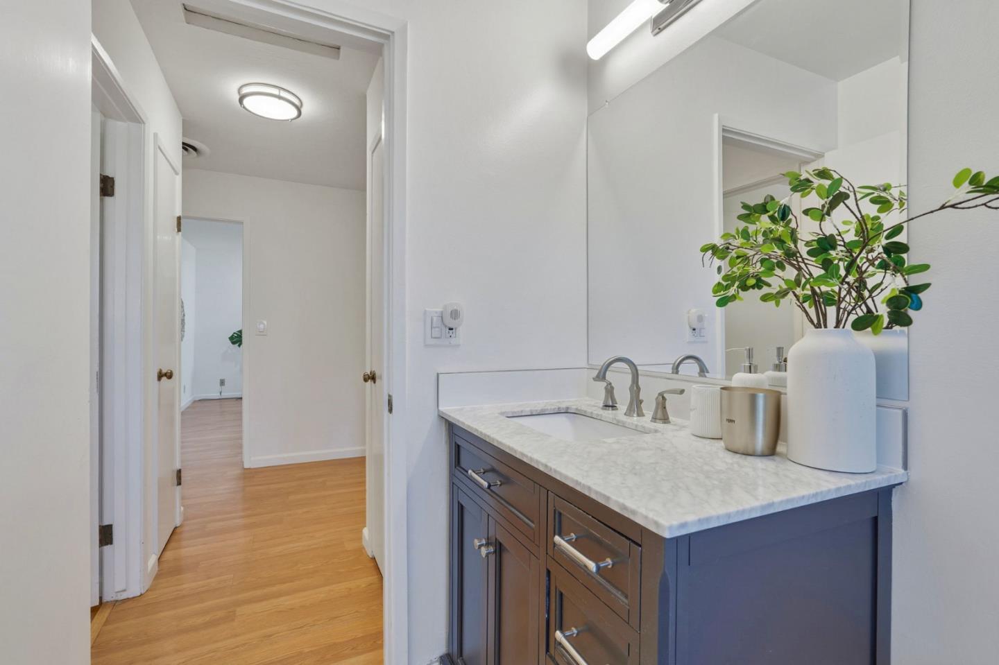 Detail Gallery Image 34 of 39 For 1021-1023 Golf Ct, Mountain View,  CA 94040 - – Beds | – Baths