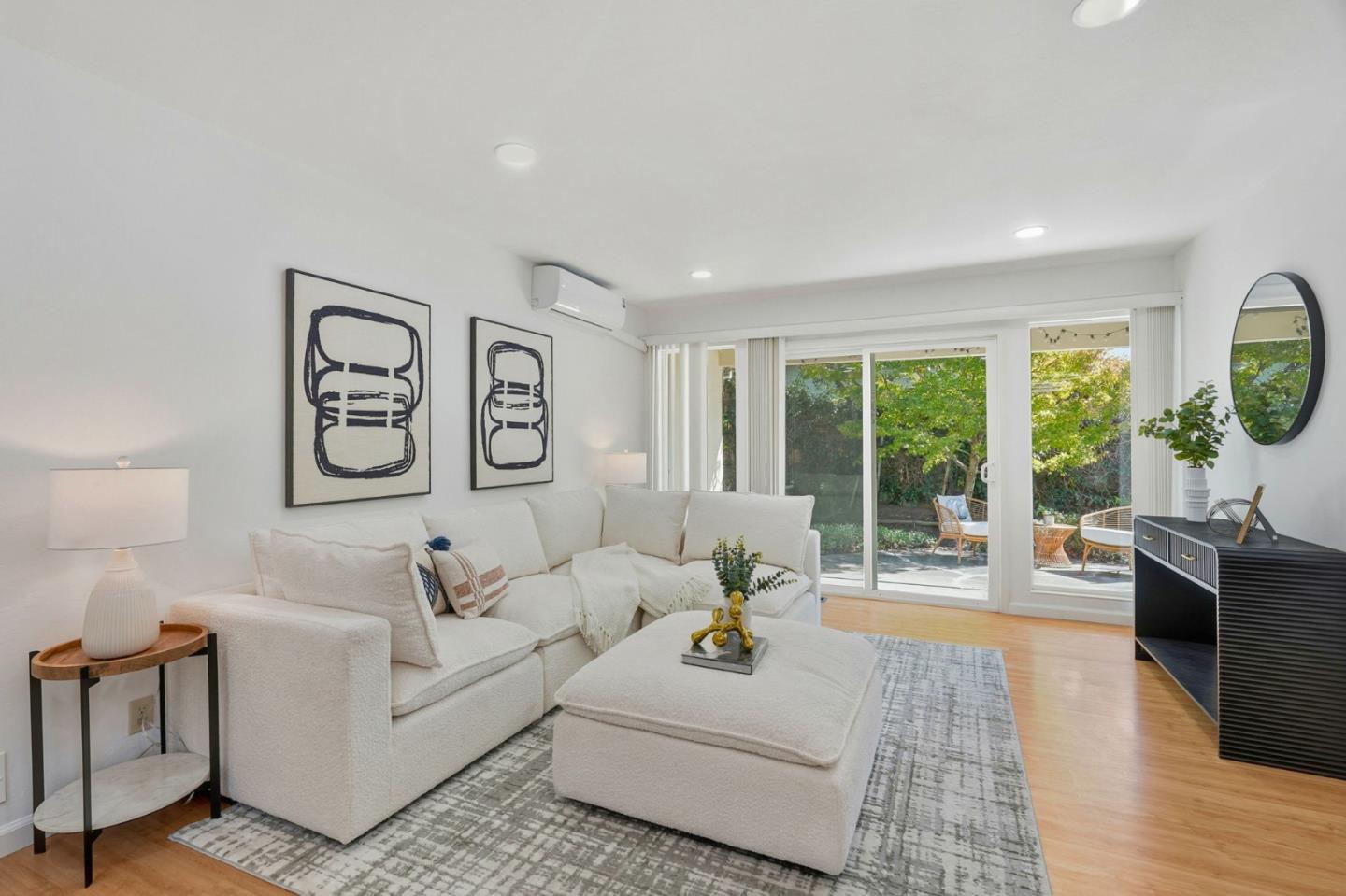 Detail Gallery Image 9 of 39 For 1021-1023 Golf Ct, Mountain View,  CA 94040 - – Beds | – Baths