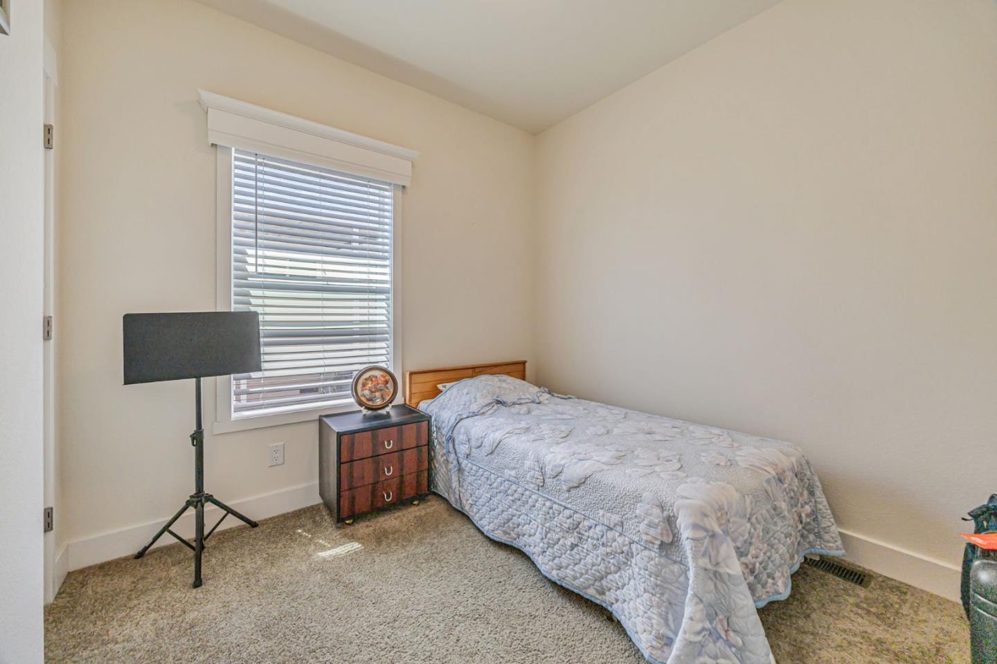 Detail Gallery Image 12 of 31 For 433 Sylvan Ave #113,  Mountain View,  CA 94041 - 2 Beds | 2 Baths