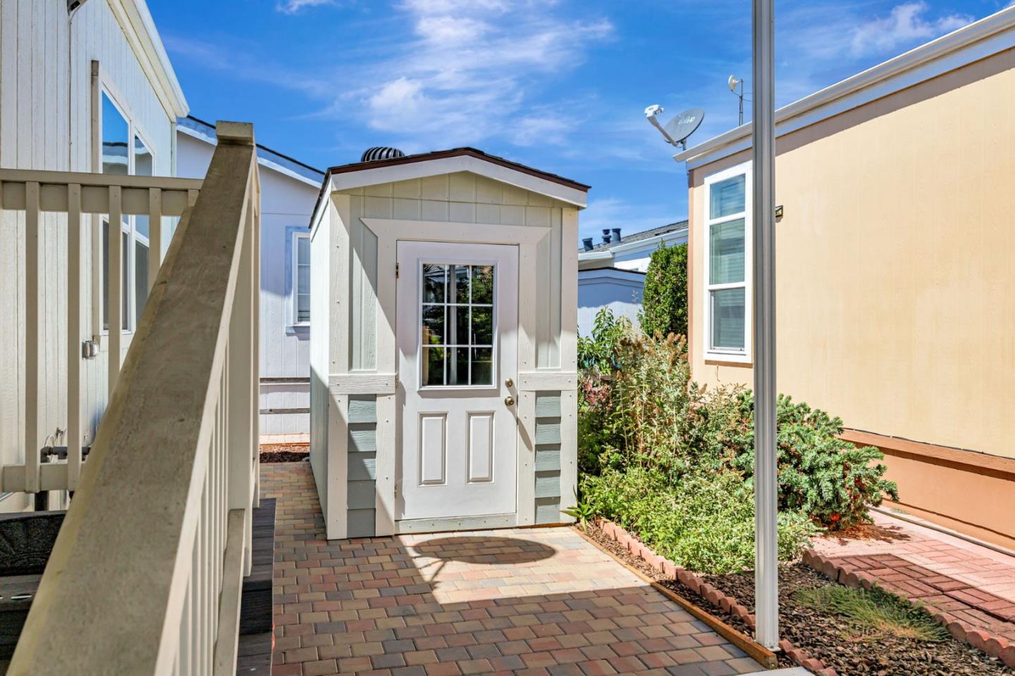 Detail Gallery Image 19 of 31 For 433 Sylvan Ave #113,  Mountain View,  CA 94041 - 2 Beds | 2 Baths