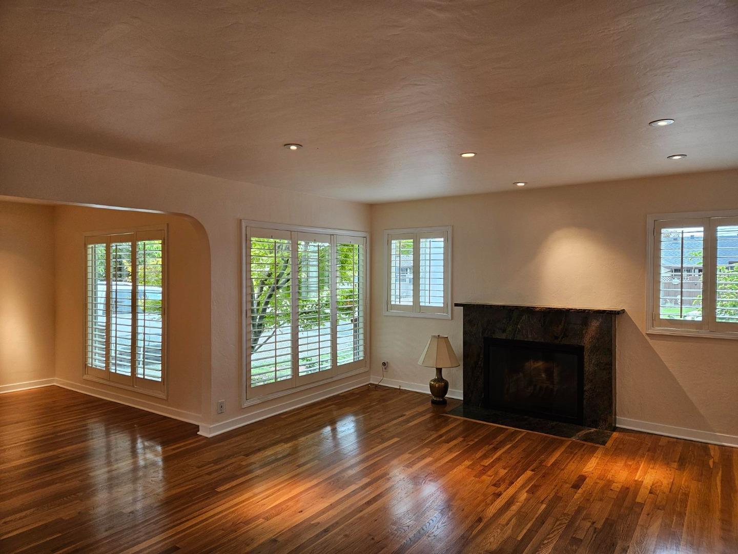 Detail Gallery Image 7 of 30 For 3430 Forest Ave, Santa Clara,  CA 95050 - 2 Beds | 1 Baths