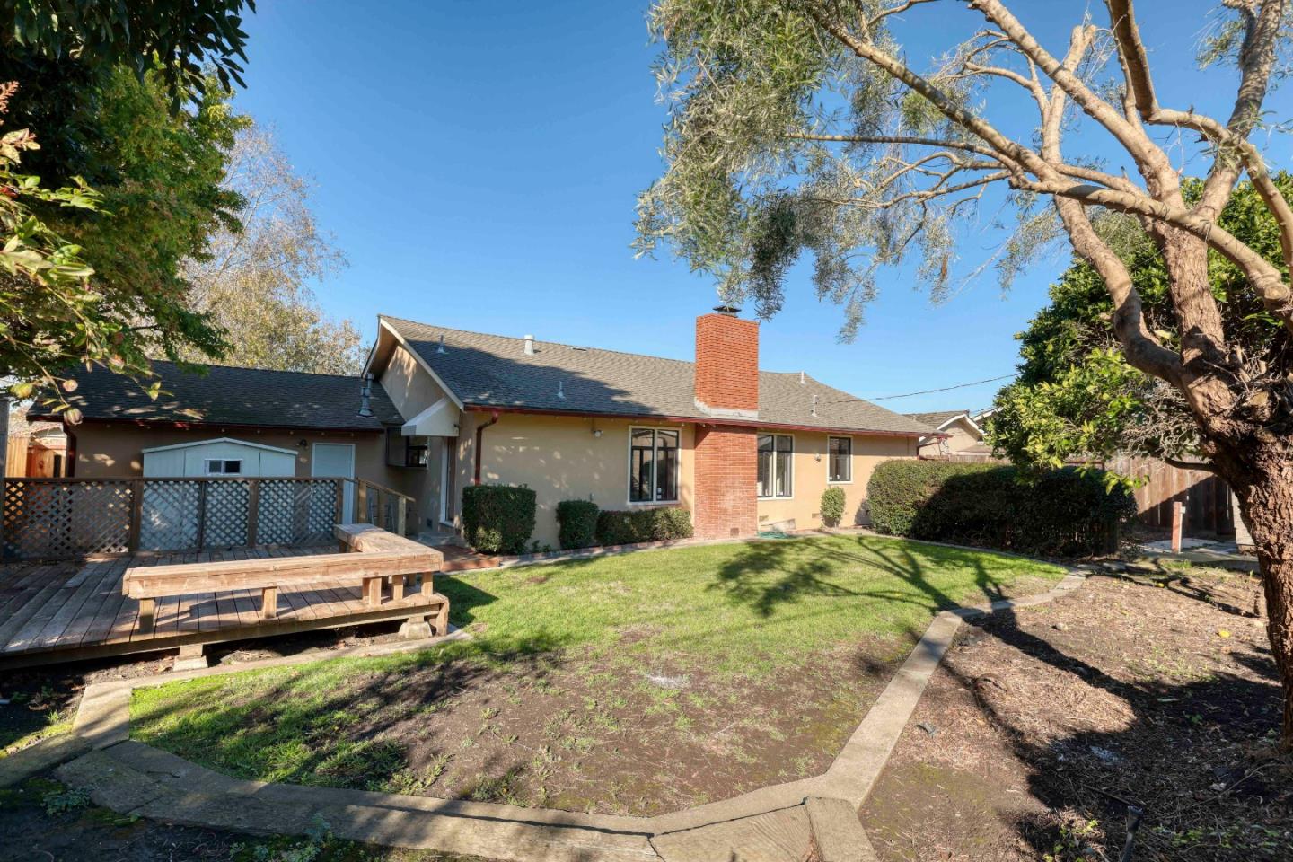 Detail Gallery Image 19 of 21 For 1159 Wilgart Way, Salinas,  CA 93901 - 3 Beds | 2 Baths