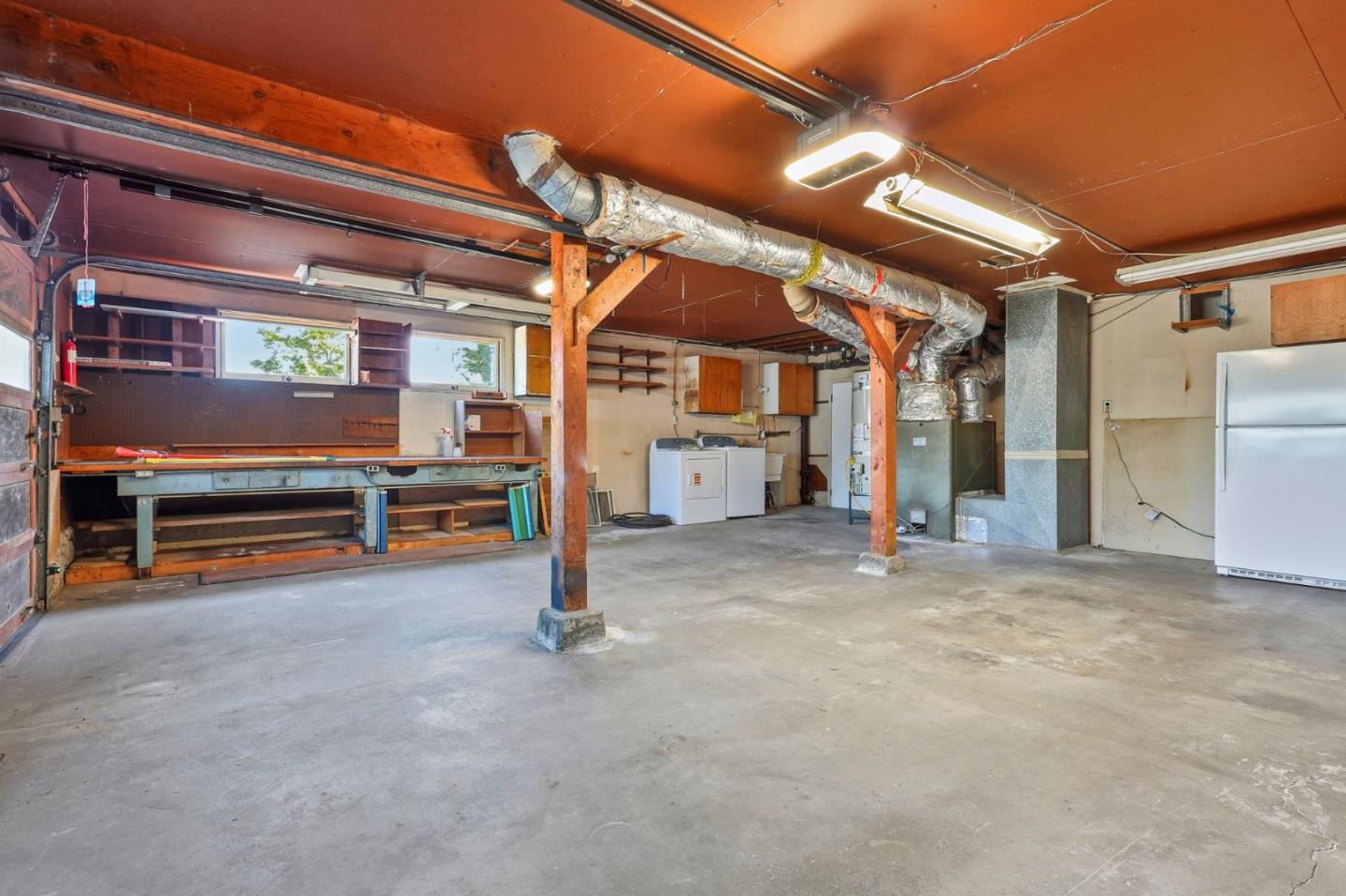 Detail Gallery Image 25 of 30 For 2081 Rollingwood Dr, San Bruno,  CA 94066 - 3 Beds | 2 Baths