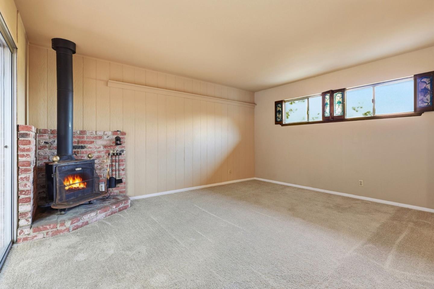 Detail Gallery Image 8 of 30 For 2081 Rollingwood Dr, San Bruno,  CA 94066 - 3 Beds | 2 Baths