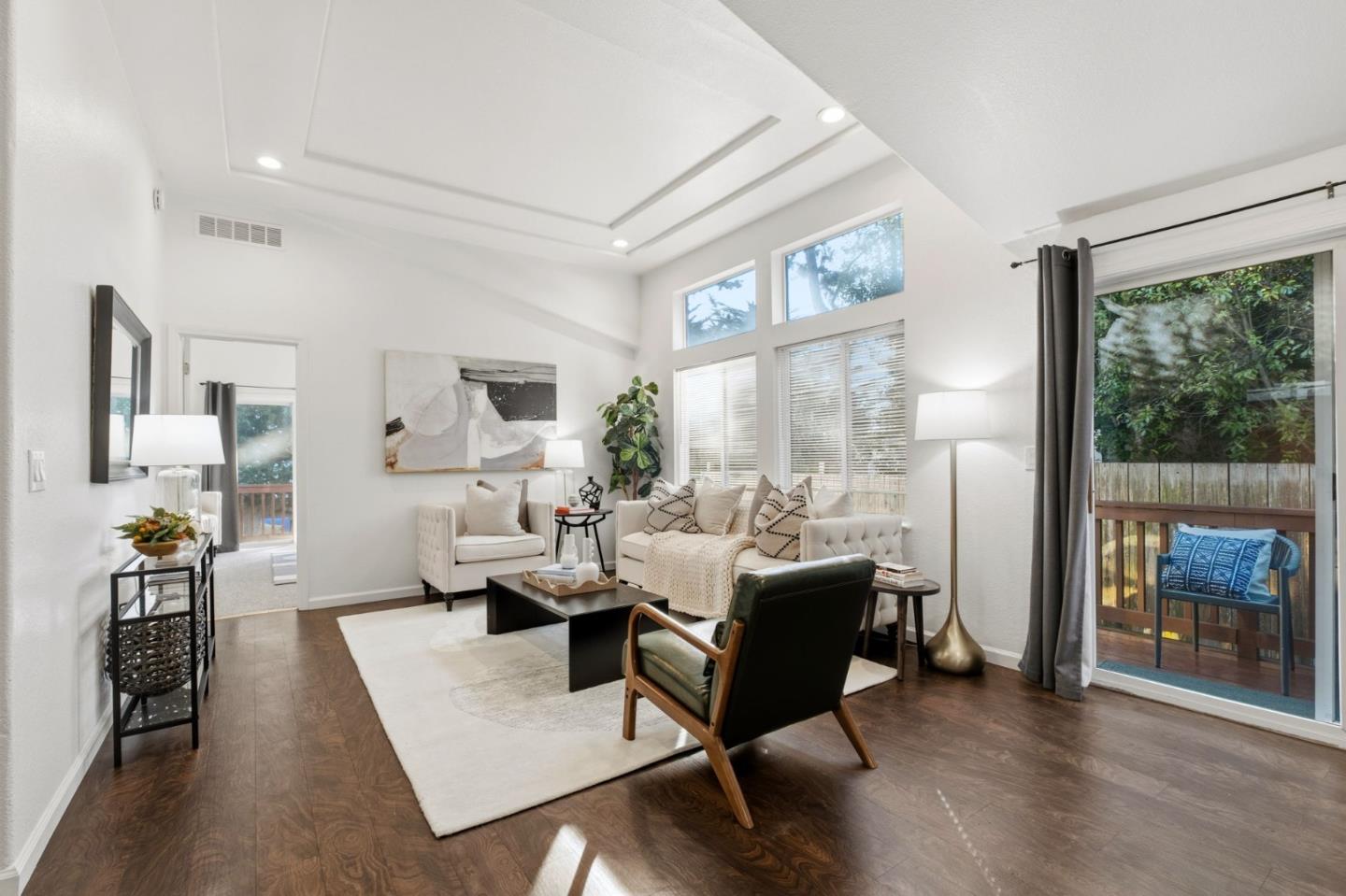 Detail Gallery Image 10 of 26 For 416 Lee Ave, Half Moon Bay,  CA 94019 - 3 Beds | 2 Baths