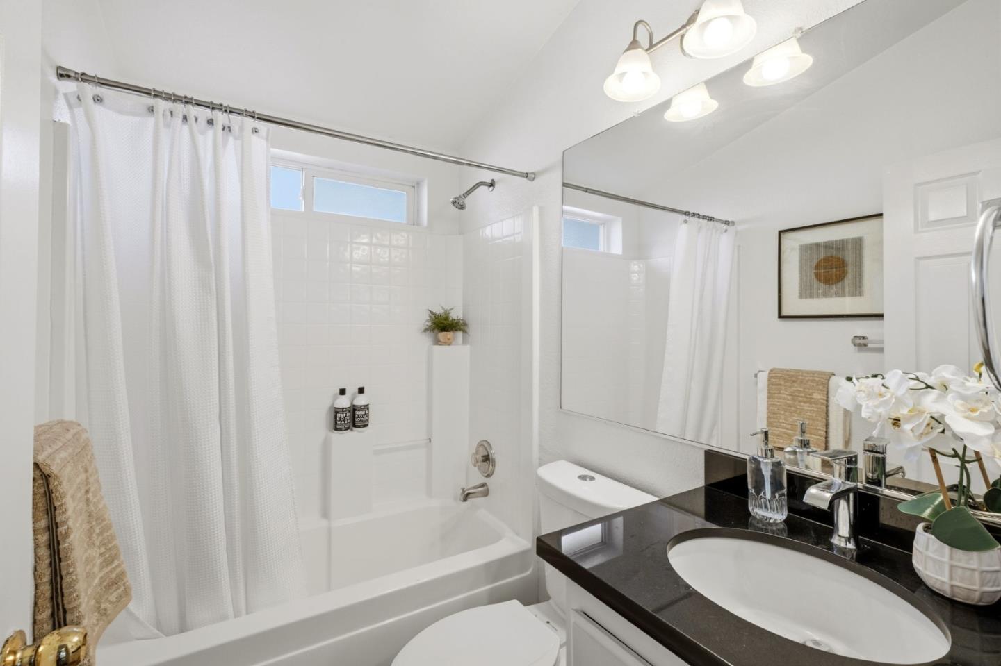 Detail Gallery Image 17 of 26 For 416 Lee Ave, Half Moon Bay,  CA 94019 - 3 Beds | 2 Baths