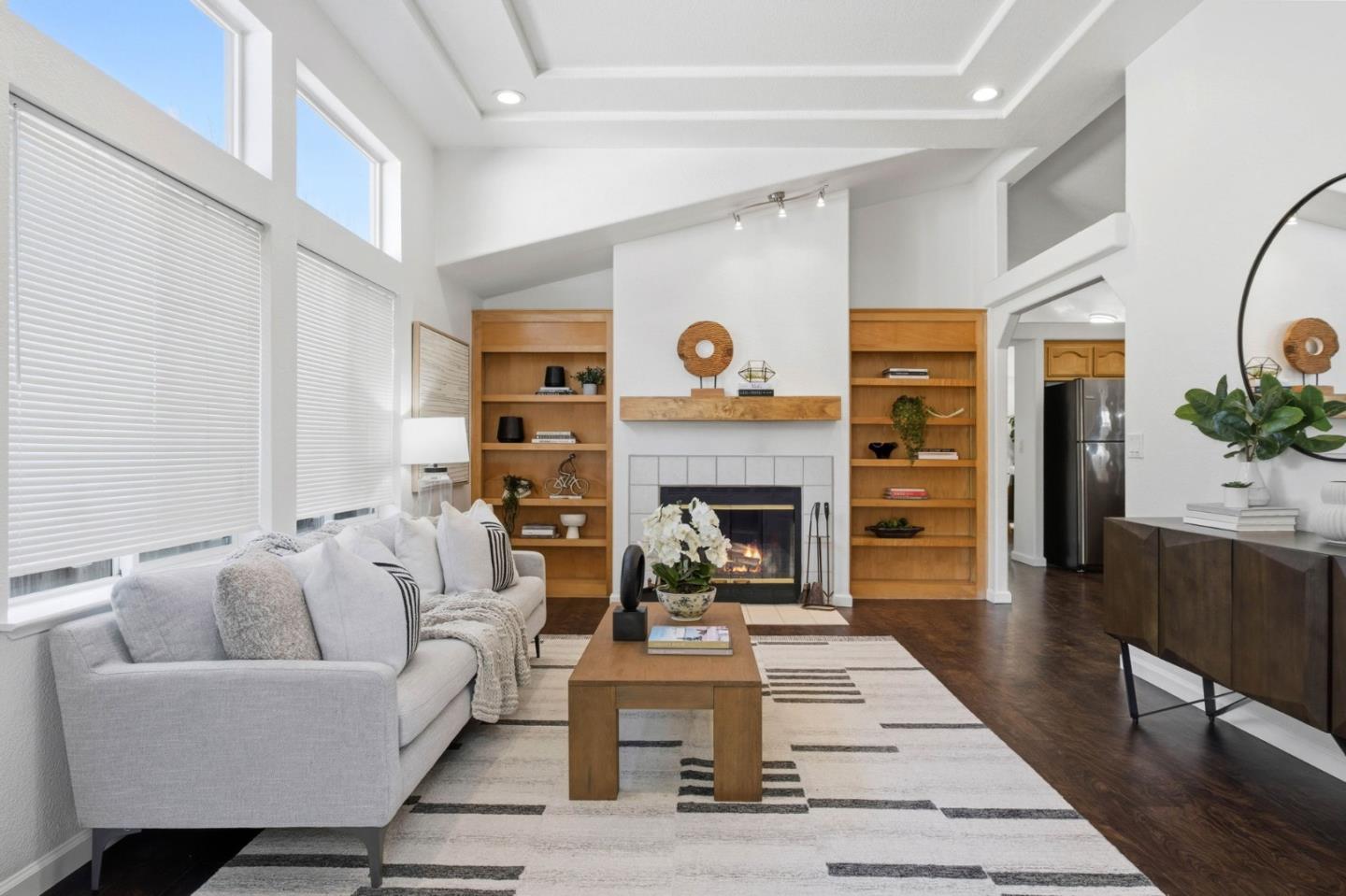 Detail Gallery Image 4 of 26 For 416 Lee Ave, Half Moon Bay,  CA 94019 - 3 Beds | 2 Baths