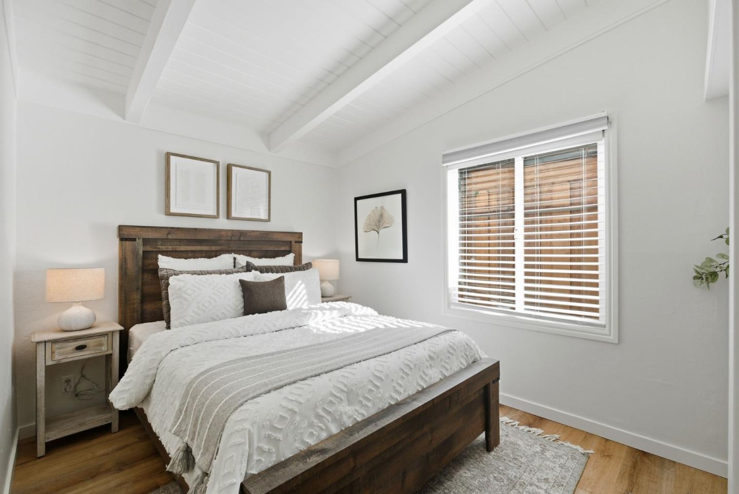 Detail Gallery Image 11 of 30 For 2544 Illinois St, East Palo Alto,  CA 94303 - 3 Beds | 1 Baths