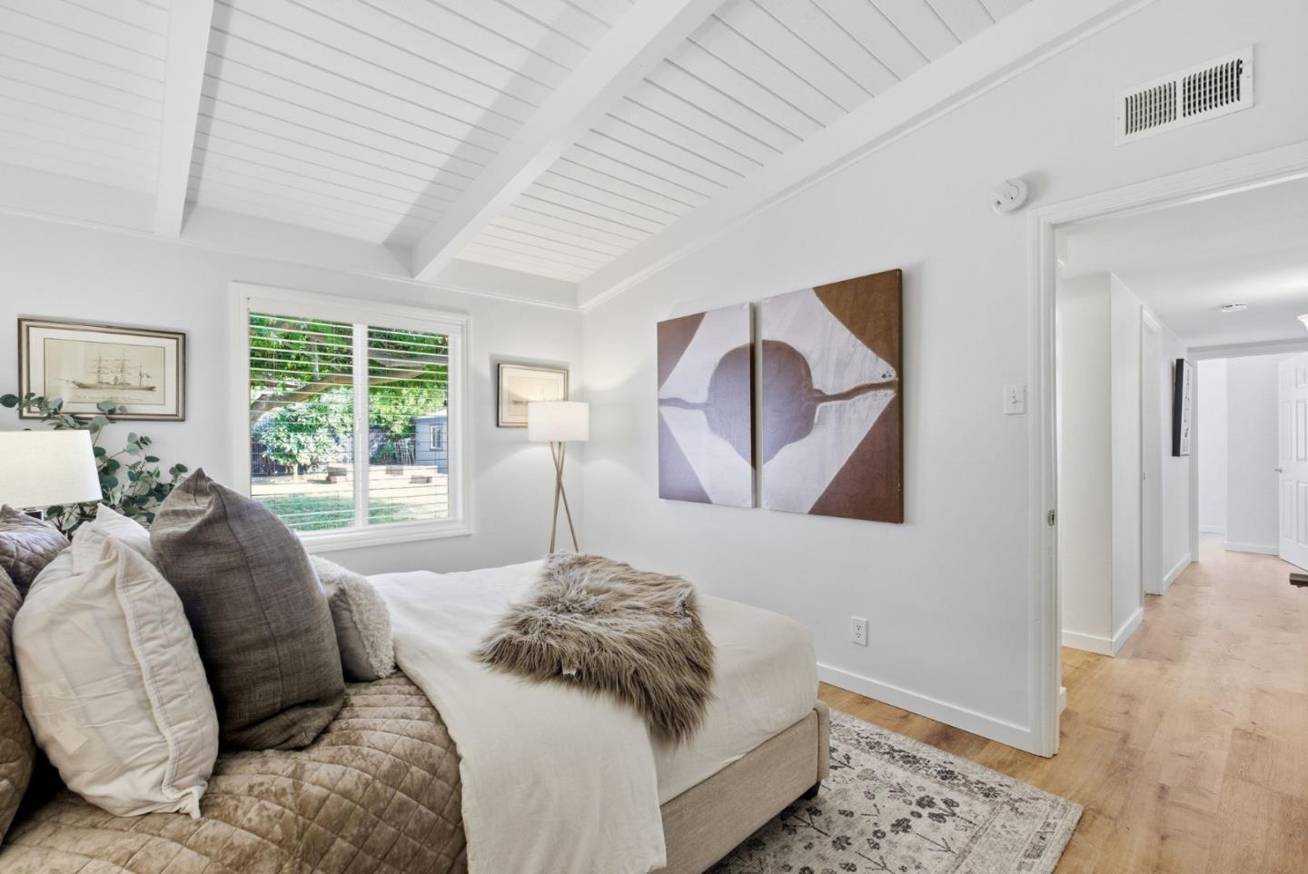 Detail Gallery Image 18 of 30 For 2544 Illinois St, East Palo Alto,  CA 94303 - 3 Beds | 1 Baths