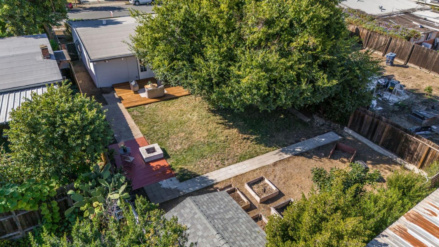 Detail Gallery Image 28 of 30 For 2544 Illinois St, East Palo Alto,  CA 94303 - 3 Beds | 1 Baths