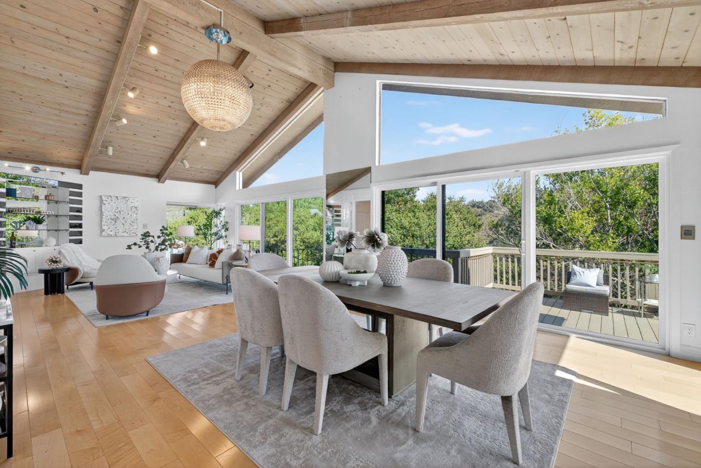 Detail Gallery Image 3 of 64 For 30 Bluebell Ln, Hillsborough,  CA 94010 - 4 Beds | 3/1 Baths