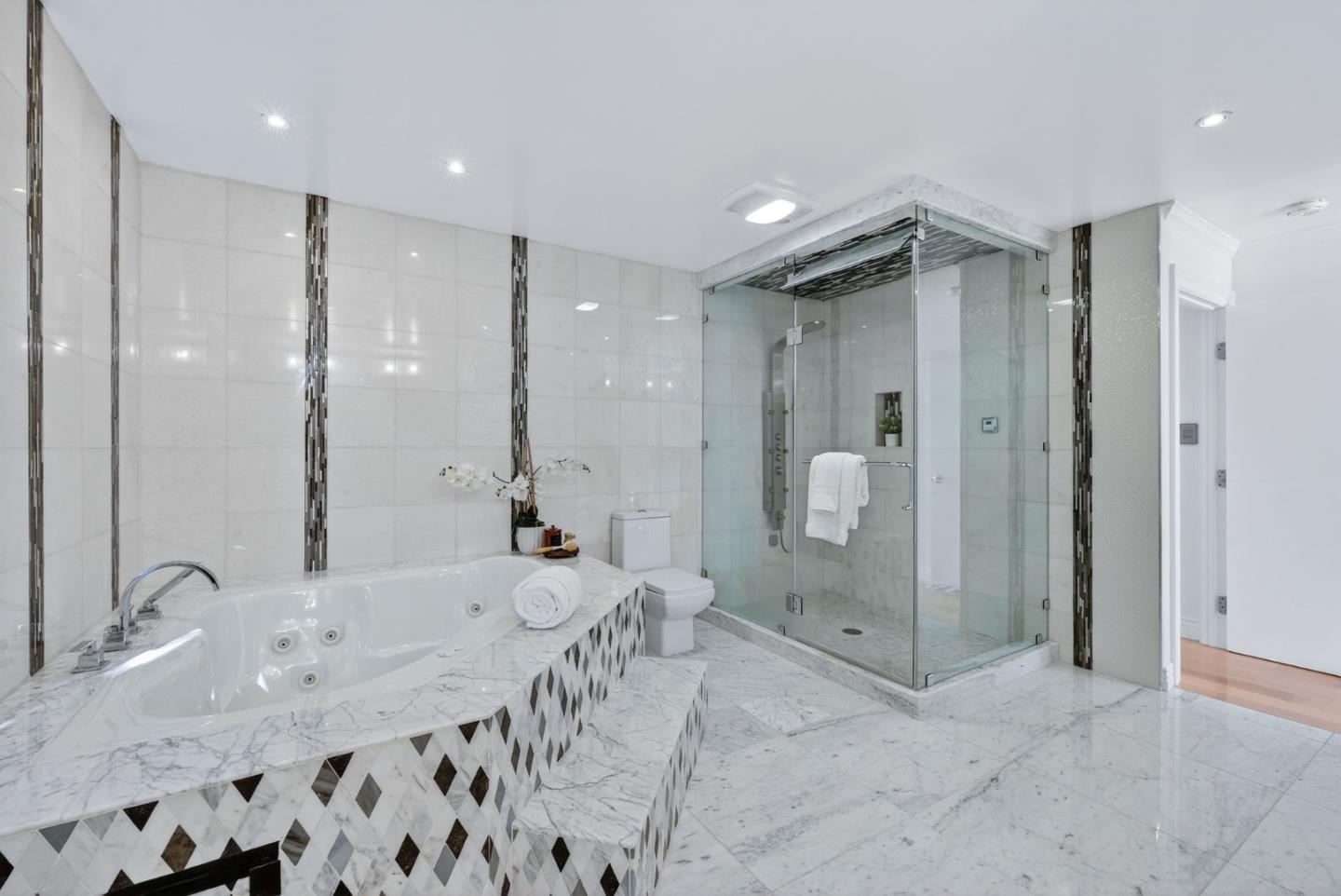 Detail Gallery Image 31 of 64 For 30 Bluebell Ln, Hillsborough,  CA 94010 - 4 Beds | 3/1 Baths