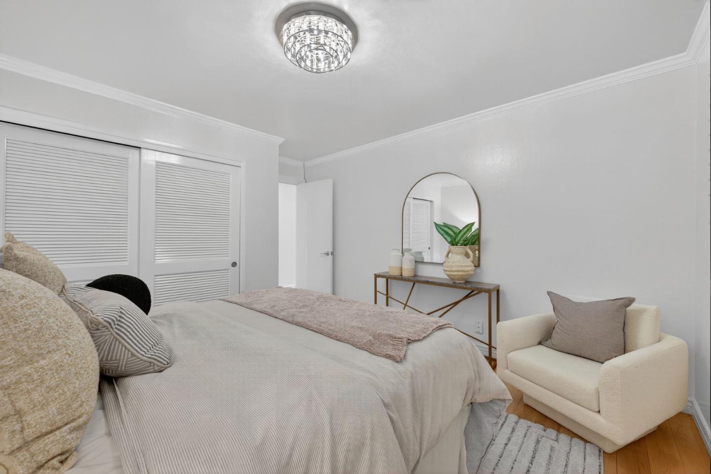 Detail Gallery Image 37 of 64 For 30 Bluebell Ln, Hillsborough,  CA 94010 - 4 Beds | 3/1 Baths