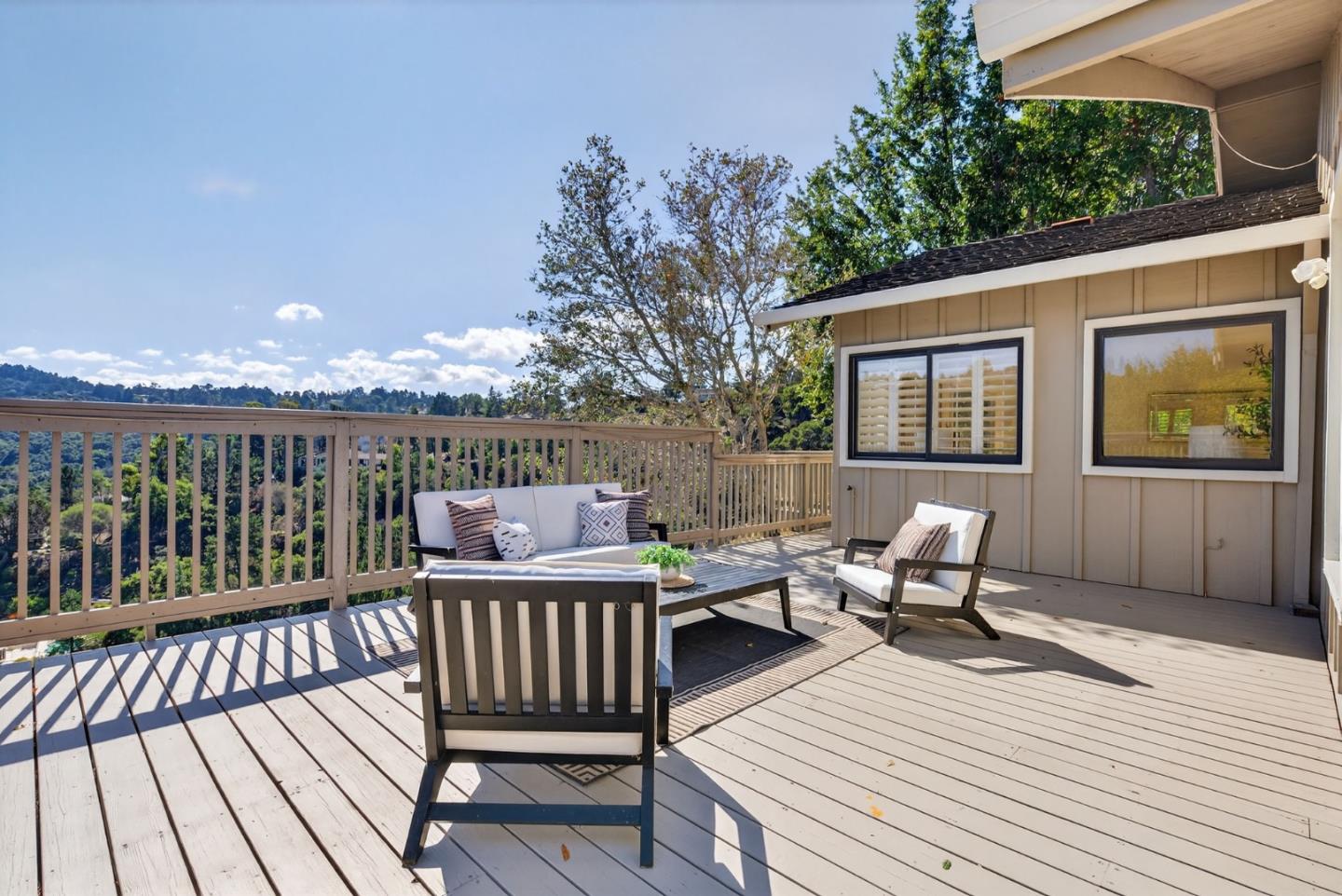 Detail Gallery Image 50 of 64 For 30 Bluebell Ln, Hillsborough,  CA 94010 - 4 Beds | 3/1 Baths