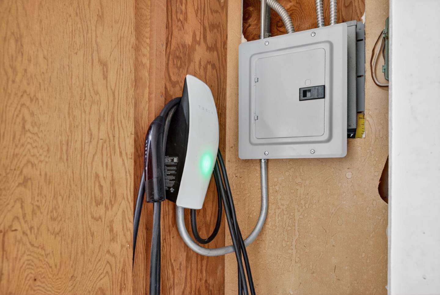 Detail Gallery Image 61 of 64 For 30 Bluebell Ln, Hillsborough,  CA 94010 - 4 Beds | 3/1 Baths