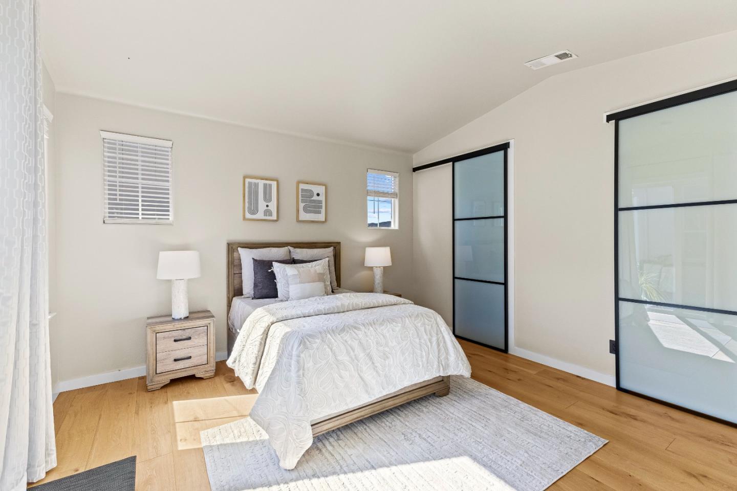 Detail Gallery Image 14 of 40 For 2846 Roundstone Dr, Gilroy,  CA 95020 - 5 Beds | 3/1 Baths