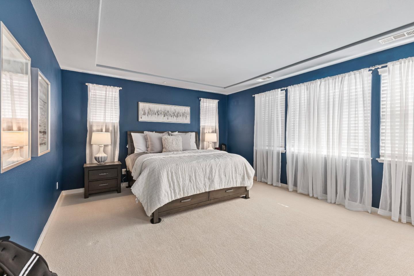 Detail Gallery Image 24 of 40 For 2846 Roundstone Dr, Gilroy,  CA 95020 - 5 Beds | 3/1 Baths