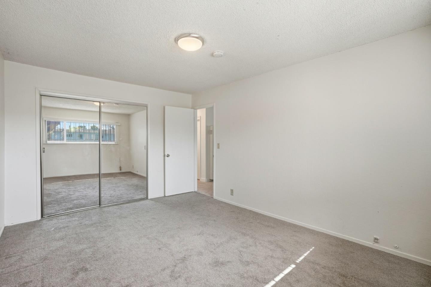 Detail Gallery Image 11 of 18 For 9034 Hillside St #D,  Oakland,  CA 94603 - 2 Beds | 1 Baths