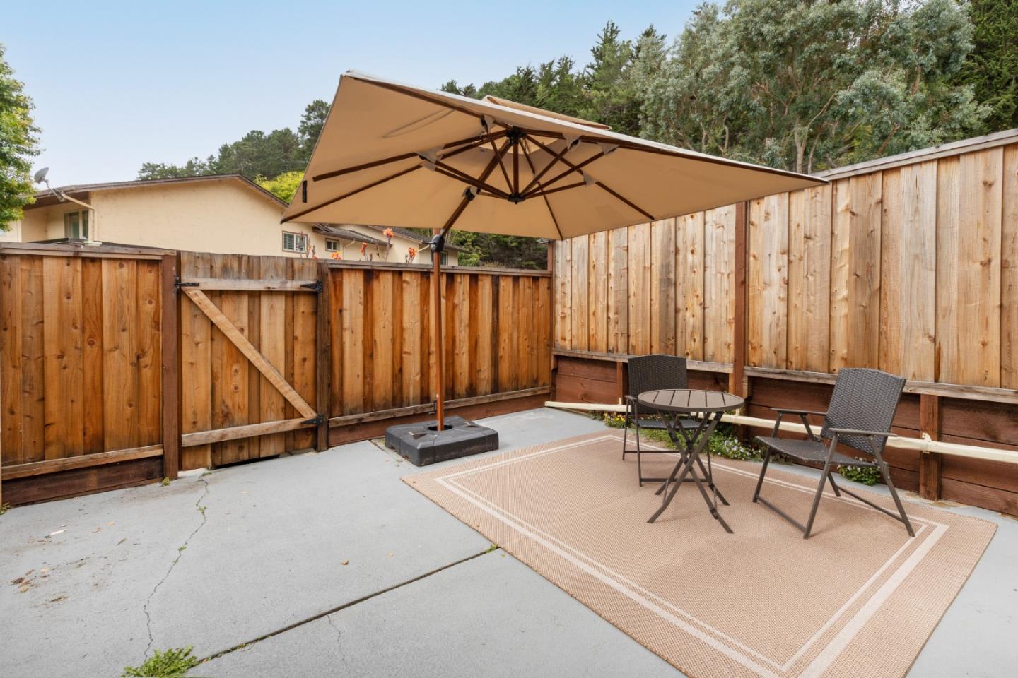 Detail Gallery Image 12 of 24 For 1181 Oddstad Blvd, Pacifica,  CA 94044 - 2 Beds | 1/1 Baths