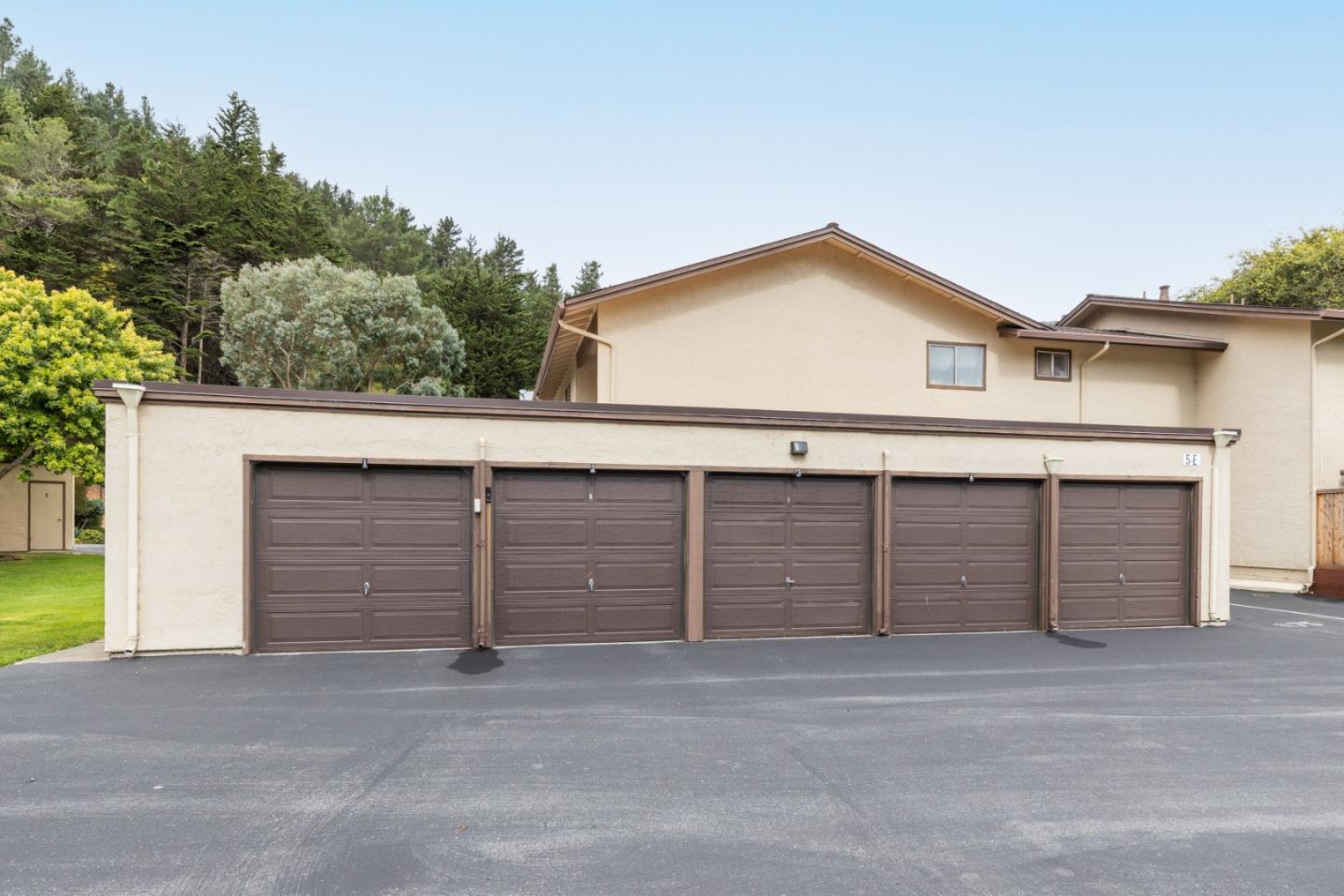 Detail Gallery Image 13 of 24 For 1181 Oddstad Blvd, Pacifica,  CA 94044 - 2 Beds | 1/1 Baths