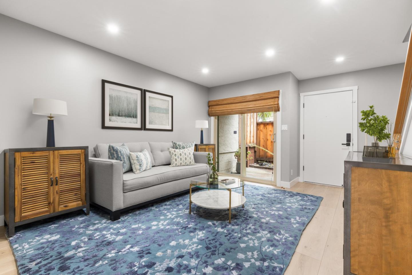 Detail Gallery Image 4 of 24 For 1181 Oddstad Blvd, Pacifica,  CA 94044 - 2 Beds | 1/1 Baths