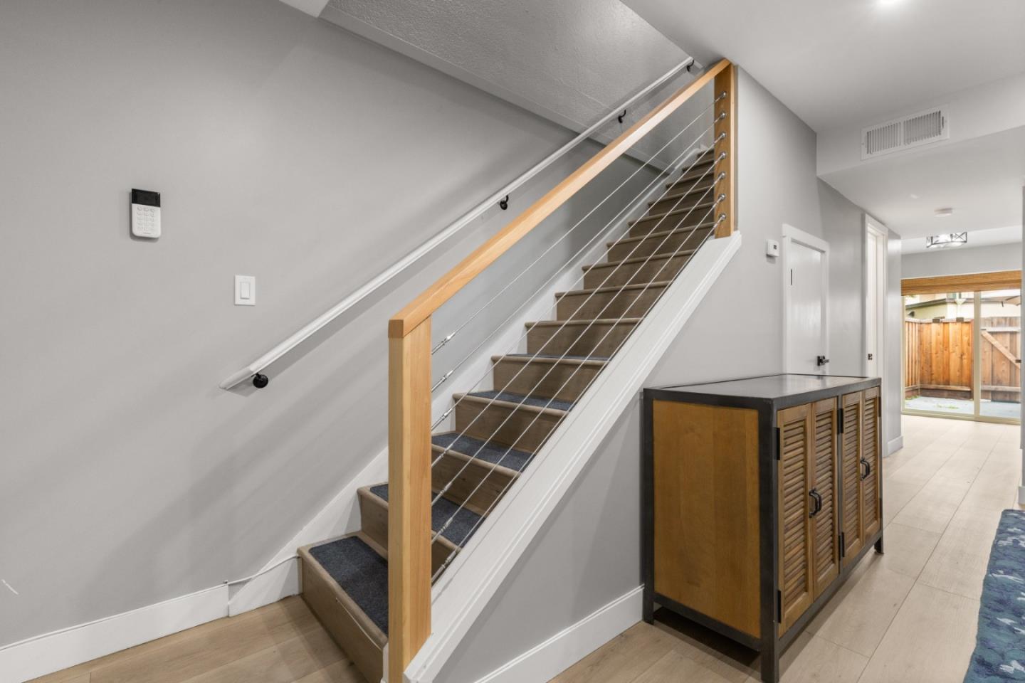 Detail Gallery Image 8 of 24 For 1181 Oddstad Blvd, Pacifica,  CA 94044 - 2 Beds | 1/1 Baths