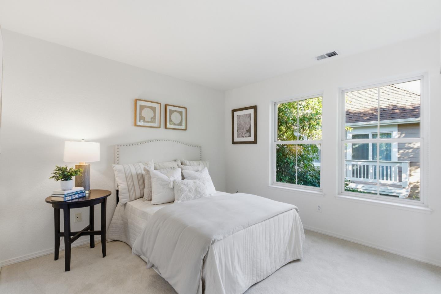 Detail Gallery Image 21 of 31 For 1024 Rudder Ln, Foster City,  CA 94404 - 2 Beds | 2/1 Baths