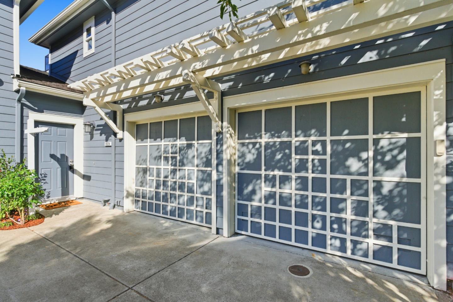 Detail Gallery Image 28 of 31 For 1024 Rudder Ln, Foster City,  CA 94404 - 2 Beds | 2/1 Baths