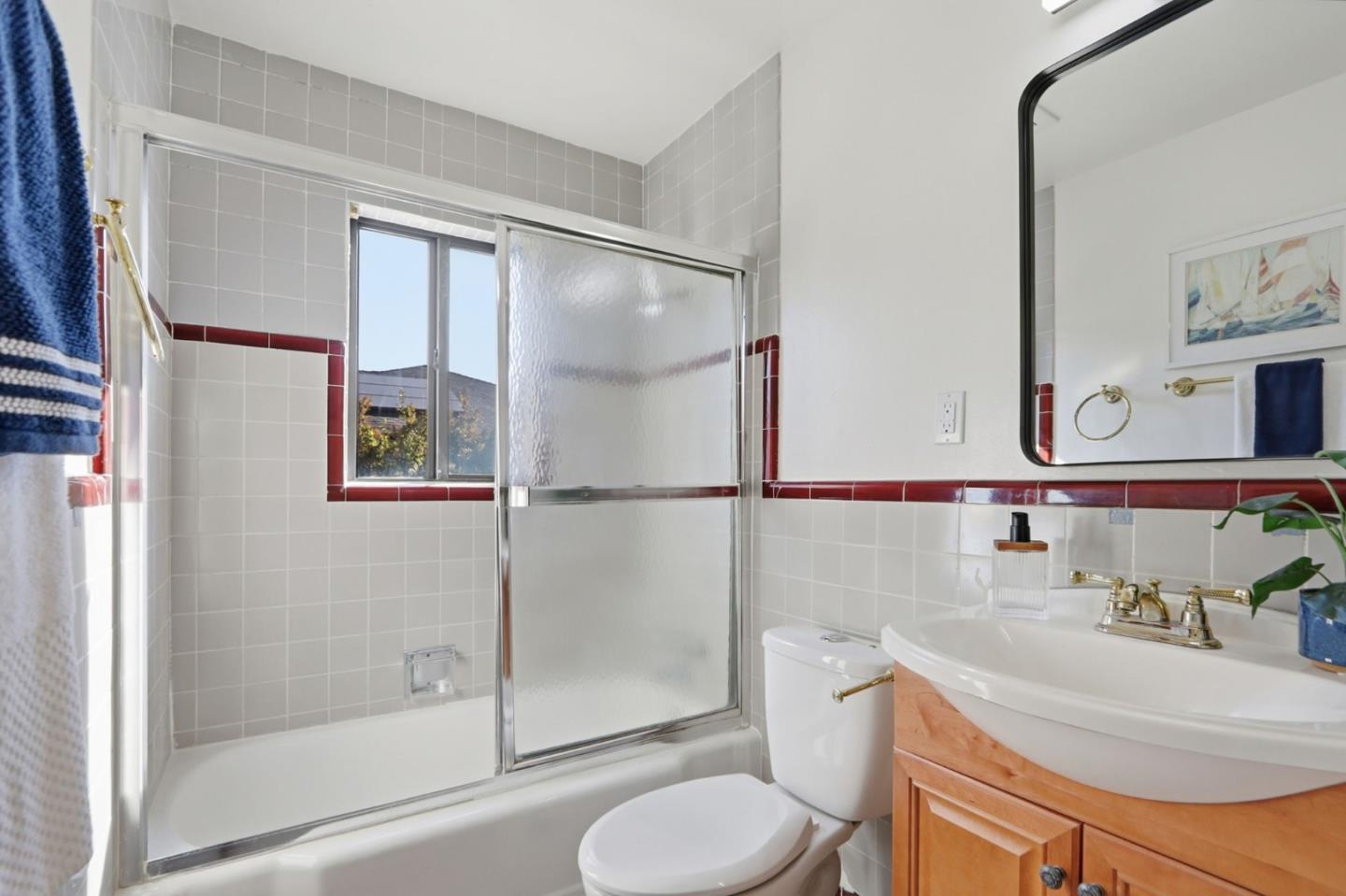 Detail Gallery Image 22 of 25 For 22081 Caroline Dr, Cupertino,  CA 95014 - 3 Beds | 2 Baths
