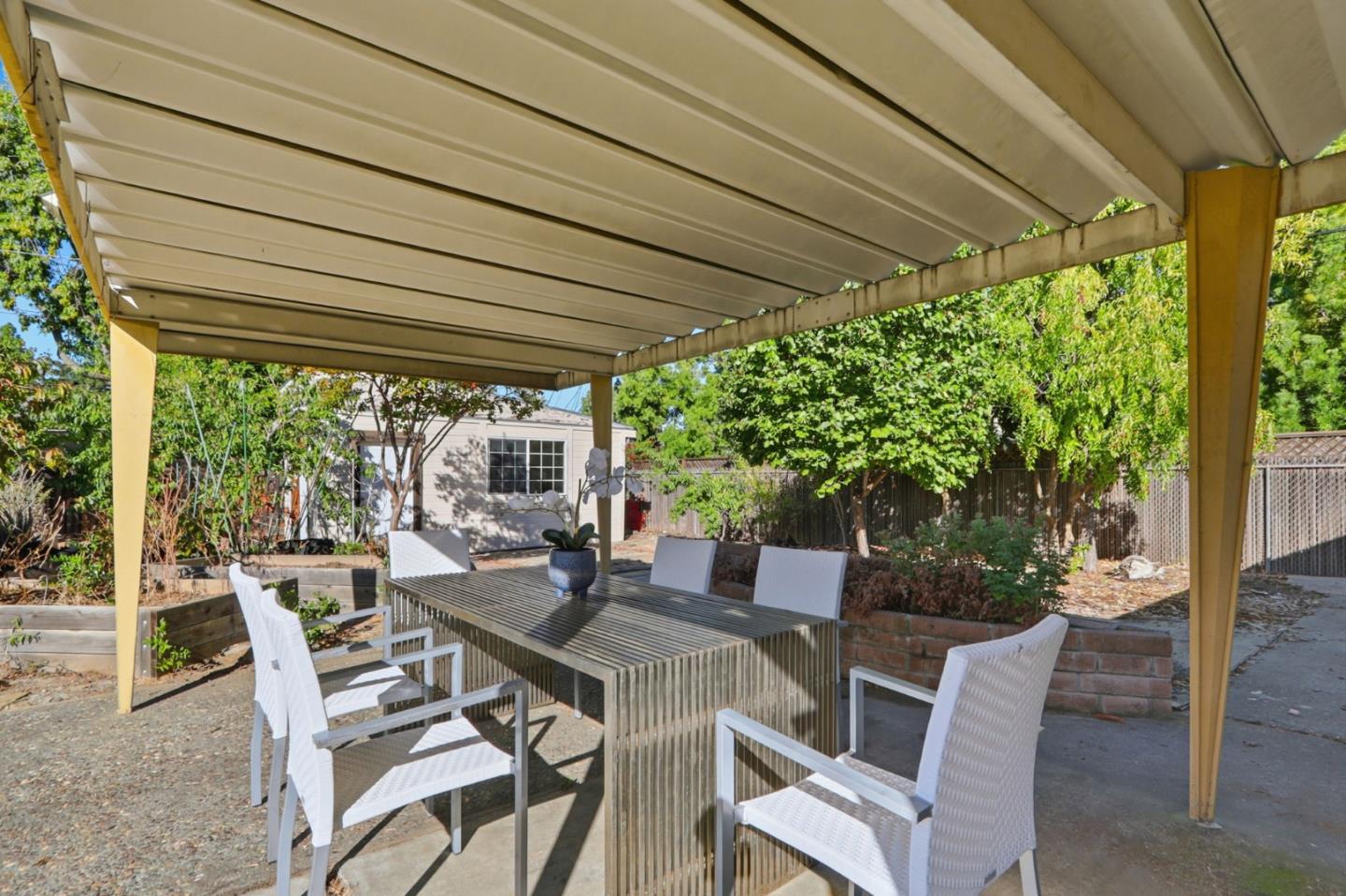 Detail Gallery Image 23 of 25 For 22081 Caroline Dr, Cupertino,  CA 95014 - 3 Beds | 2 Baths