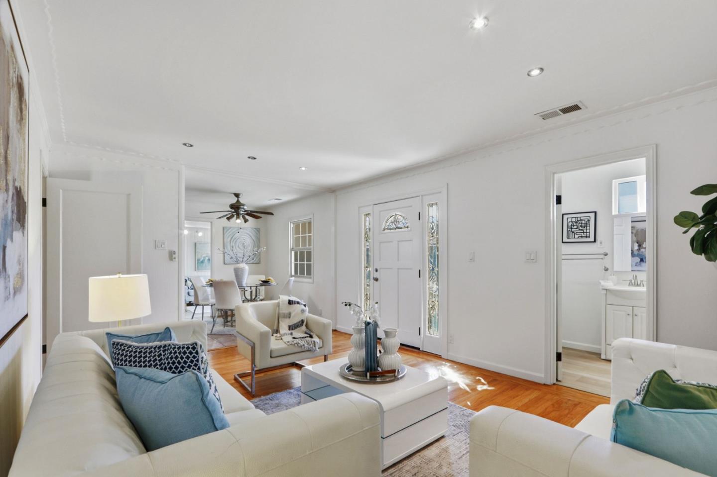 Detail Gallery Image 6 of 25 For 22081 Caroline Dr, Cupertino,  CA 95014 - 3 Beds | 2 Baths