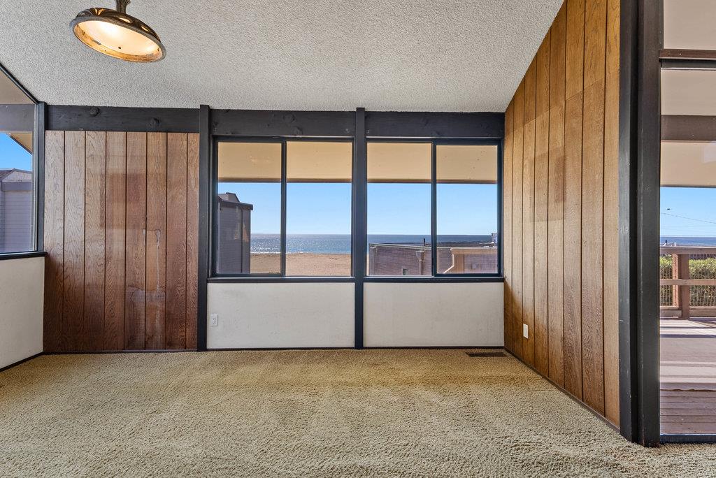 Detail Gallery Image 18 of 47 For 22104 E Cliff Dr, Santa Cruz,  CA 95062 - 3 Beds | 2 Baths