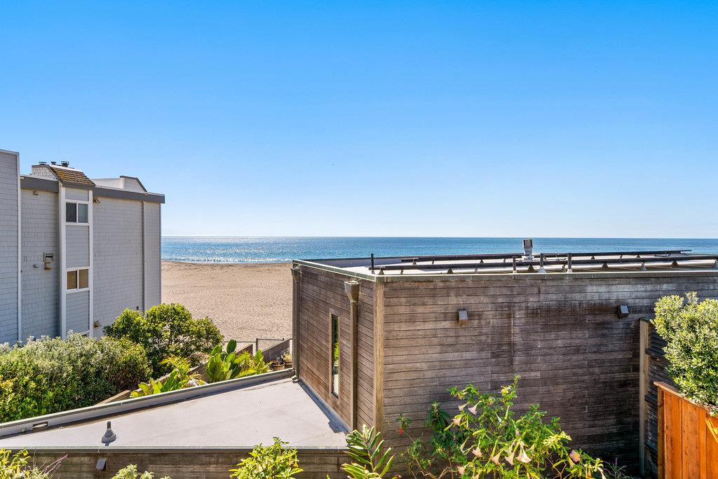 Detail Gallery Image 20 of 47 For 22104 E Cliff Dr, Santa Cruz,  CA 95062 - 3 Beds | 2 Baths