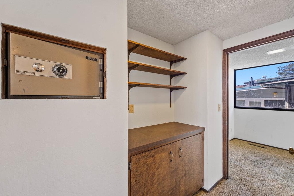 Detail Gallery Image 28 of 47 For 22104 E Cliff Dr, Santa Cruz,  CA 95062 - 3 Beds | 2 Baths