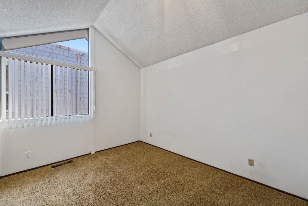 Detail Gallery Image 29 of 47 For 22104 E Cliff Dr, Santa Cruz,  CA 95062 - 3 Beds | 2 Baths