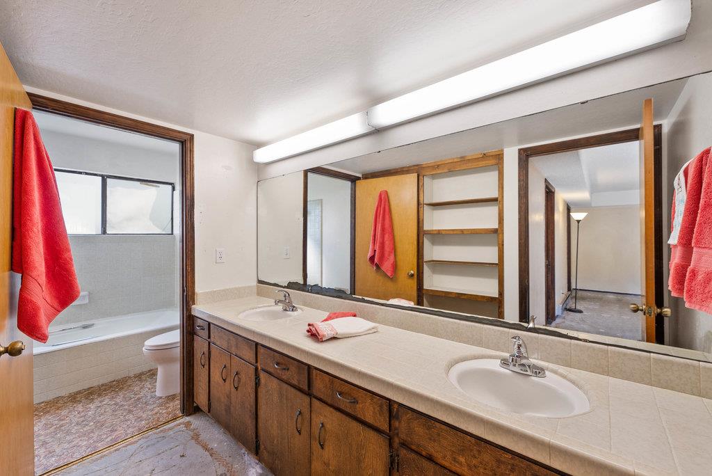 Detail Gallery Image 43 of 47 For 22104 E Cliff Dr, Santa Cruz,  CA 95062 - 3 Beds | 2 Baths