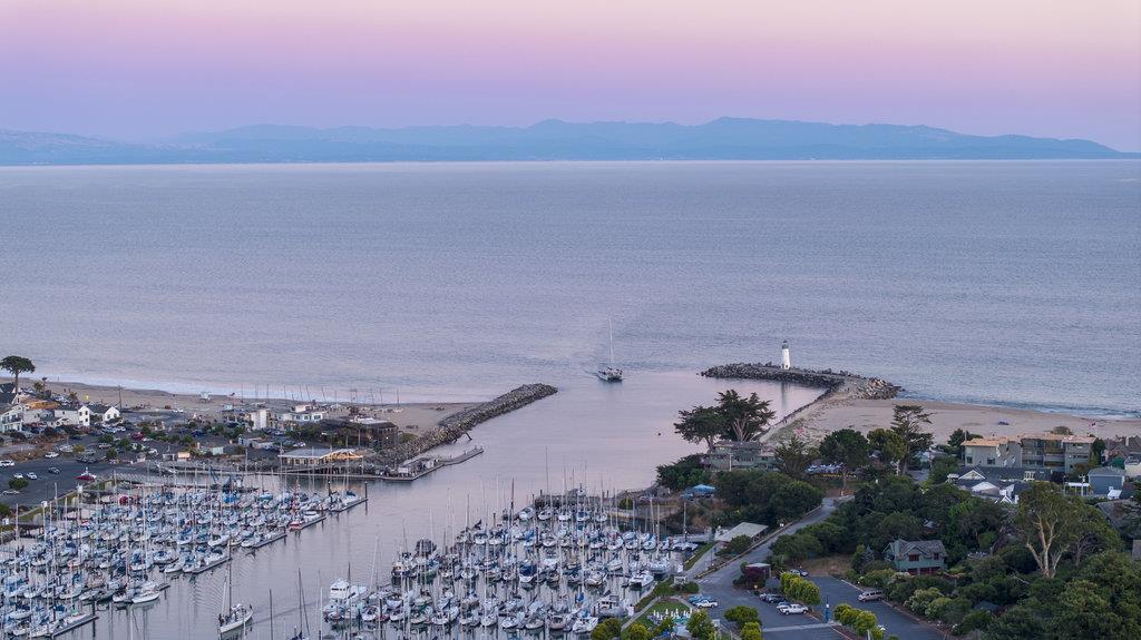 Detail Gallery Image 47 of 47 For 22104 E Cliff Dr, Santa Cruz,  CA 95062 - 3 Beds | 2 Baths