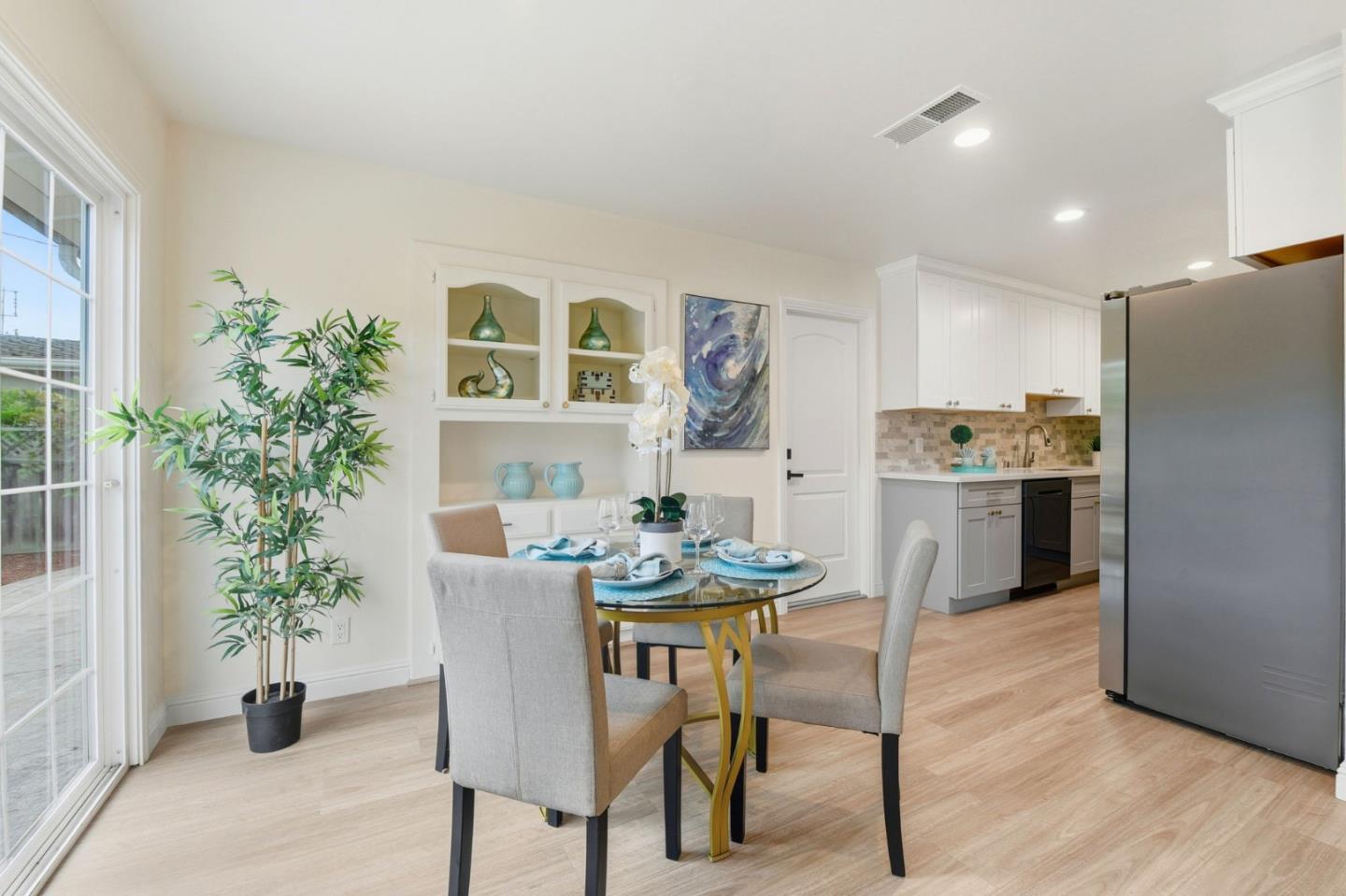 Detail Gallery Image 13 of 33 For 6384 Farm Hill Way, San Jose,  CA 95120 - 3 Beds | 2 Baths