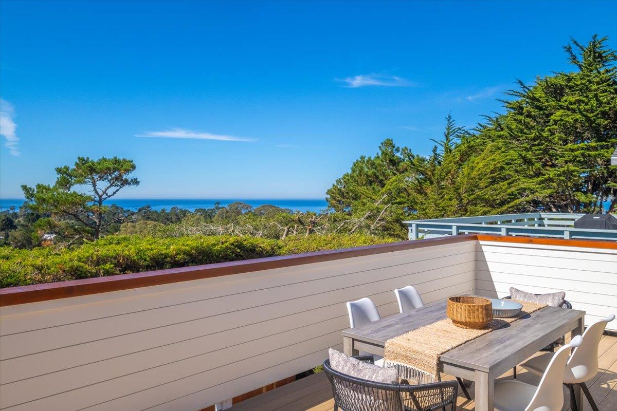 Detail Gallery Image 17 of 53 For 2828 Forest Hill Blvd, Pacific Grove,  CA 93950 - 3 Beds | 2 Baths