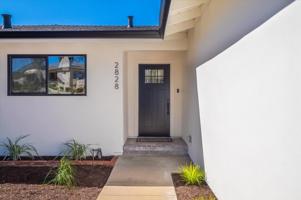 Detail Gallery Image 3 of 53 For 2828 Forest Hill Blvd, Pacific Grove,  CA 93950 - 3 Beds | 2 Baths