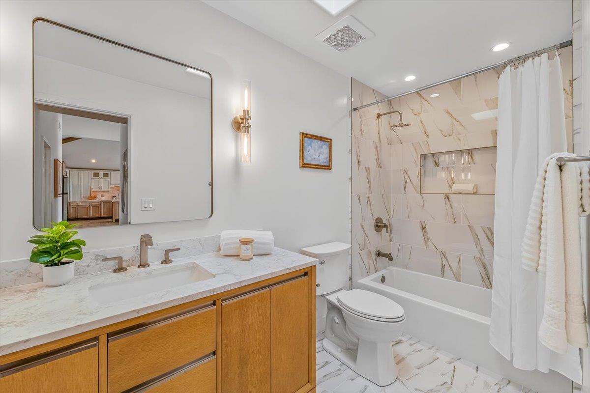 Detail Gallery Image 32 of 53 For 2828 Forest Hill Blvd, Pacific Grove,  CA 93950 - 3 Beds | 2 Baths