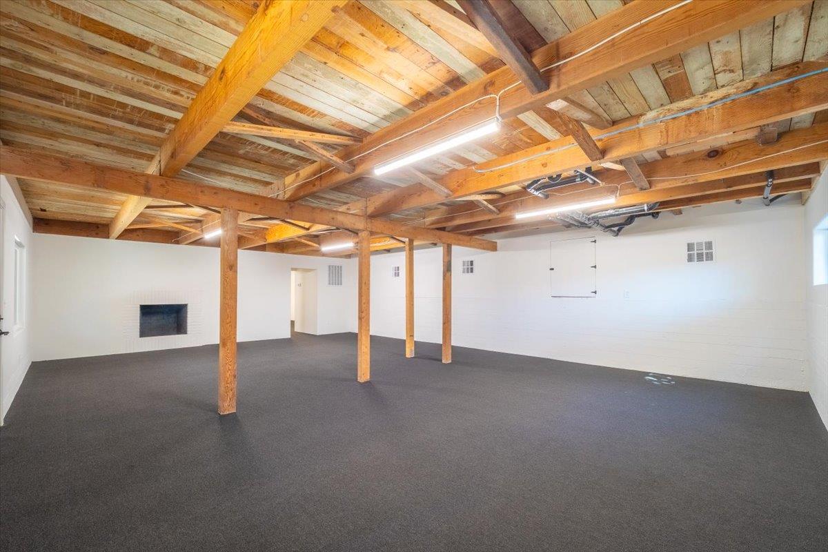 Detail Gallery Image 44 of 53 For 2828 Forest Hill Blvd, Pacific Grove,  CA 93950 - 3 Beds | 2 Baths