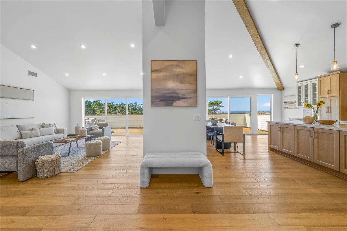 Detail Gallery Image 5 of 53 For 2828 Forest Hill Blvd, Pacific Grove,  CA 93950 - 3 Beds | 2 Baths