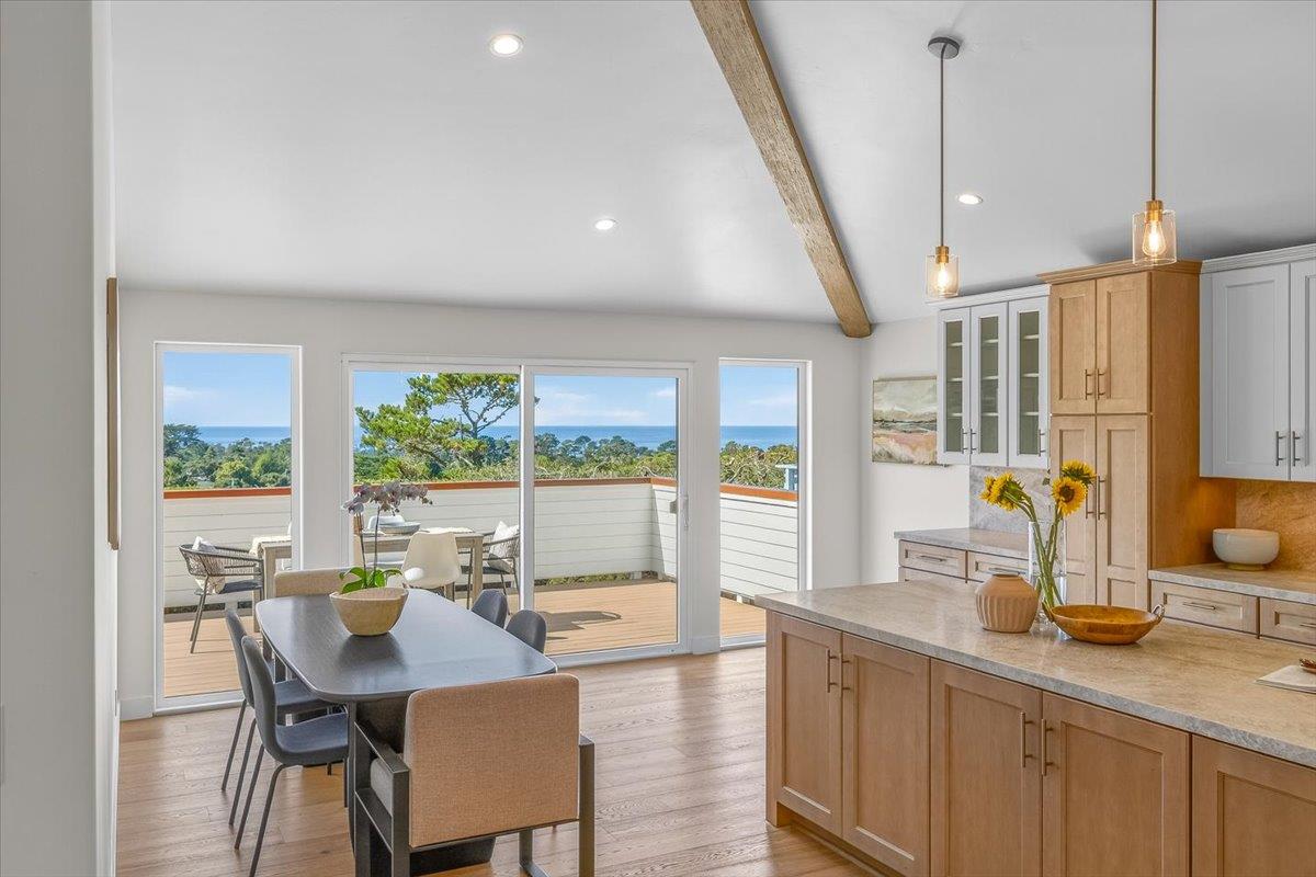 Detail Gallery Image 6 of 53 For 2828 Forest Hill Blvd, Pacific Grove,  CA 93950 - 3 Beds | 2 Baths