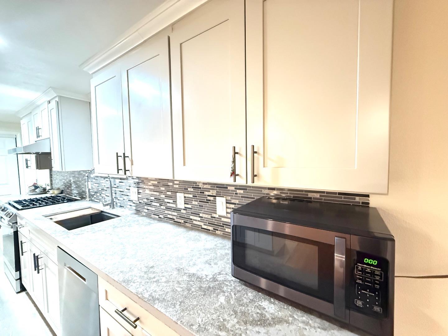 Detail Gallery Image 13 of 25 For 673 Hermitage Pl #673,  San Jose,  CA 95134 - 2 Beds | 2 Baths